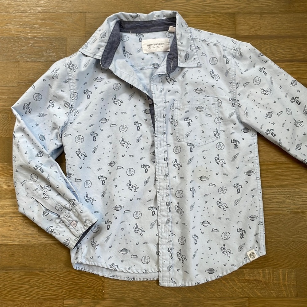 Boys science space shirt. Size 8